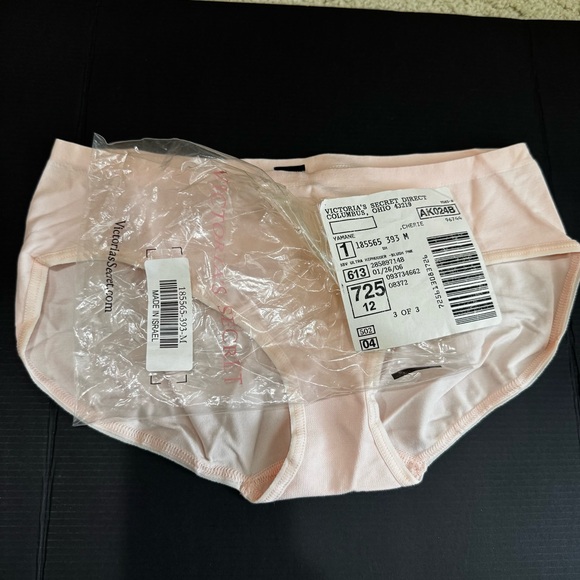 NIB Vintage Victoria’s Secret Panty M - Picture 4 of 9